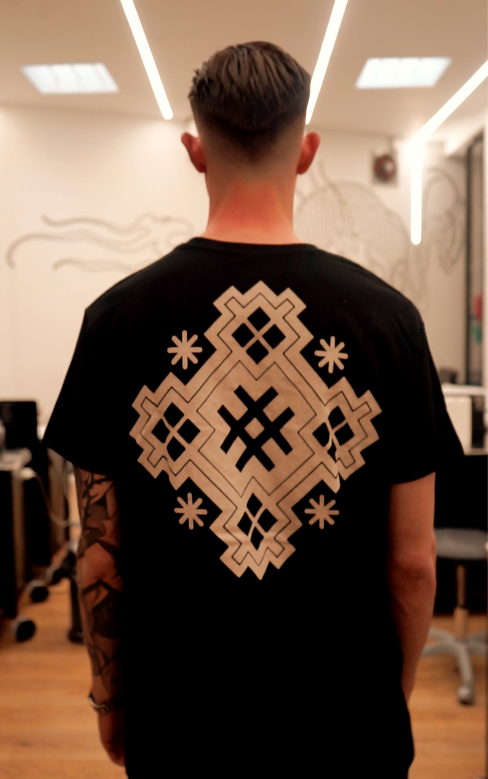 TRIBAL VOLT · T-SHIRT