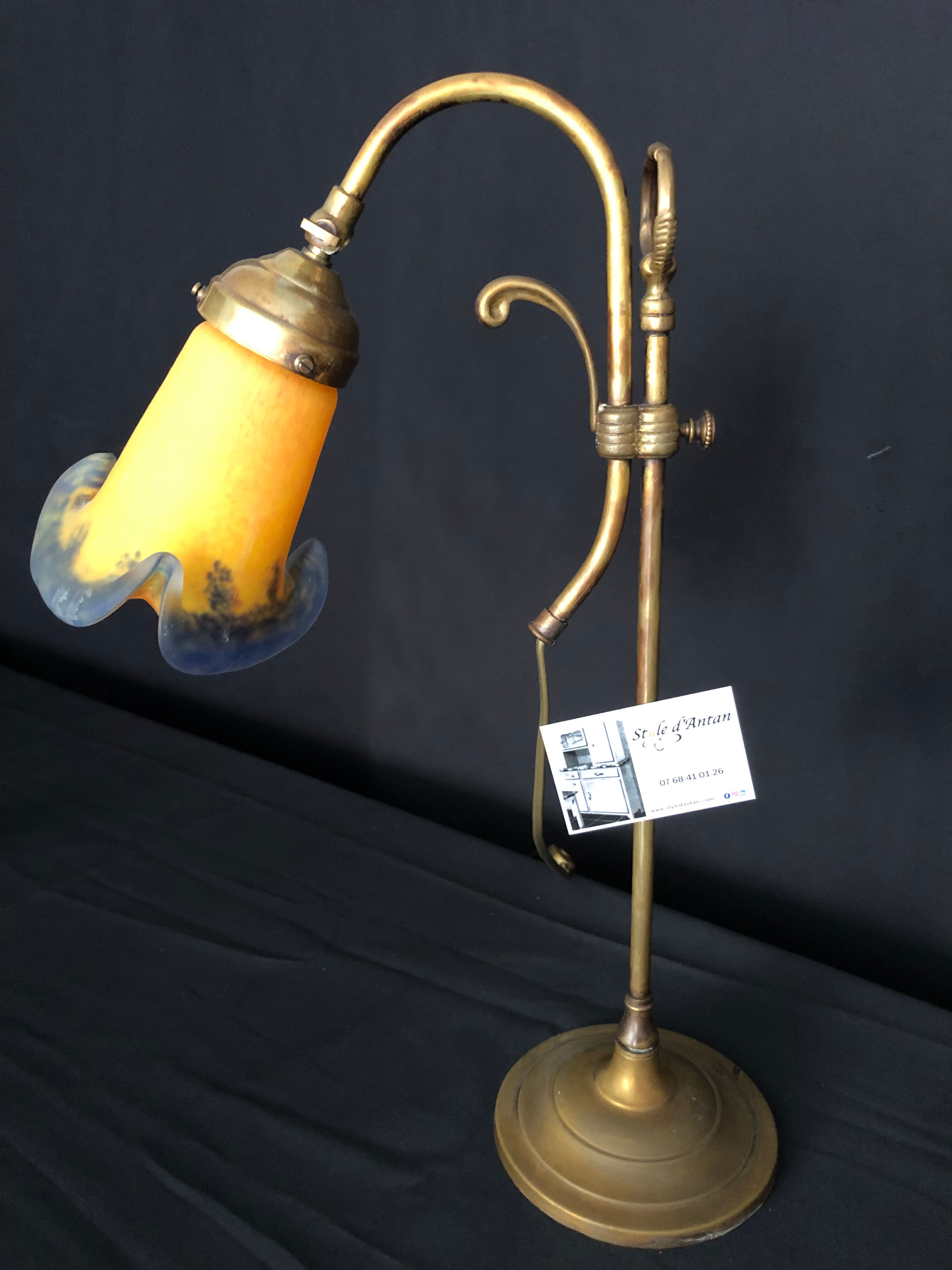 Lampe tulipe "Art de France"