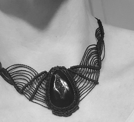 Onyx Druse Collier.jpg