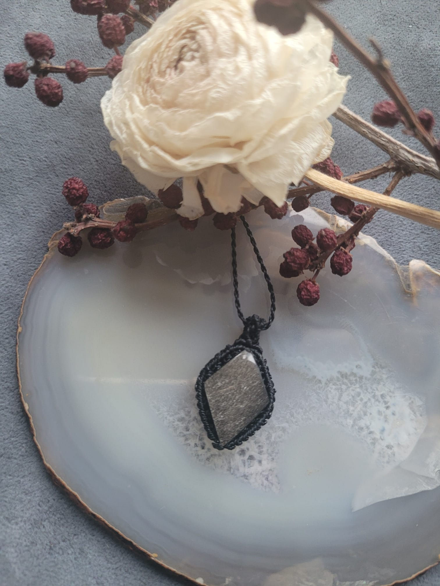 Collier obsidienne argentée