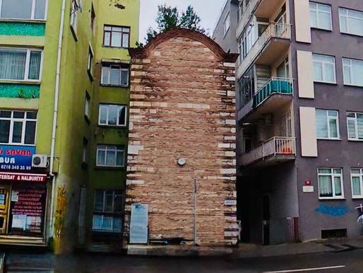 Et historisk vandtårn i Kadiköy - før det glemmes helt