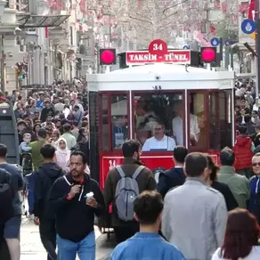 Fra Taksim til Tünel - en rejse med Istanbuls mest nostalgiske sporvogn