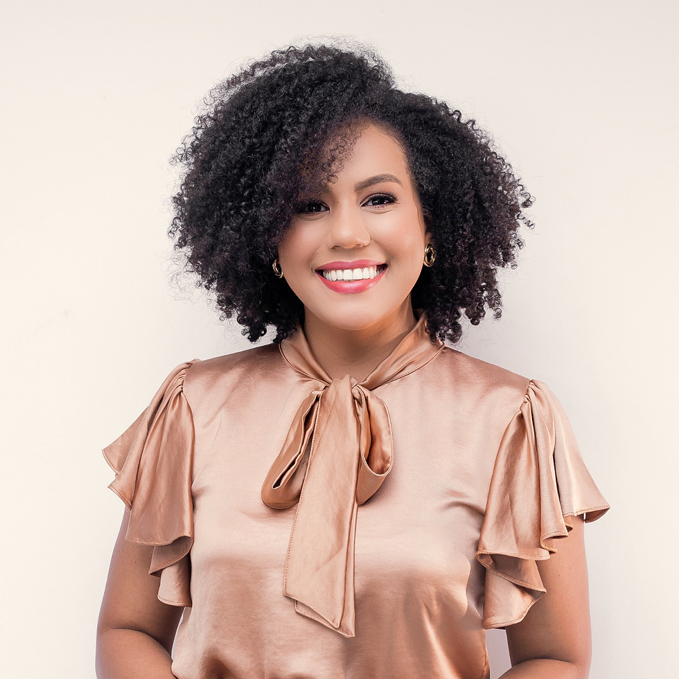 Maria Life Coach smiling headshot