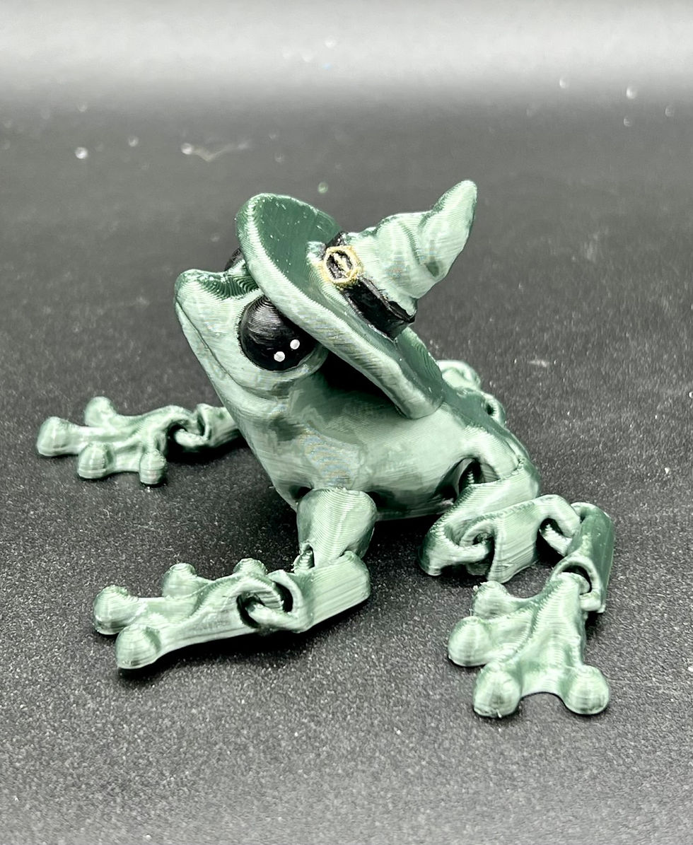 Thumbnail: Articulated Frog - Witch