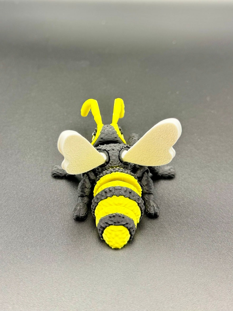 Thumbnail: Articulated Bee