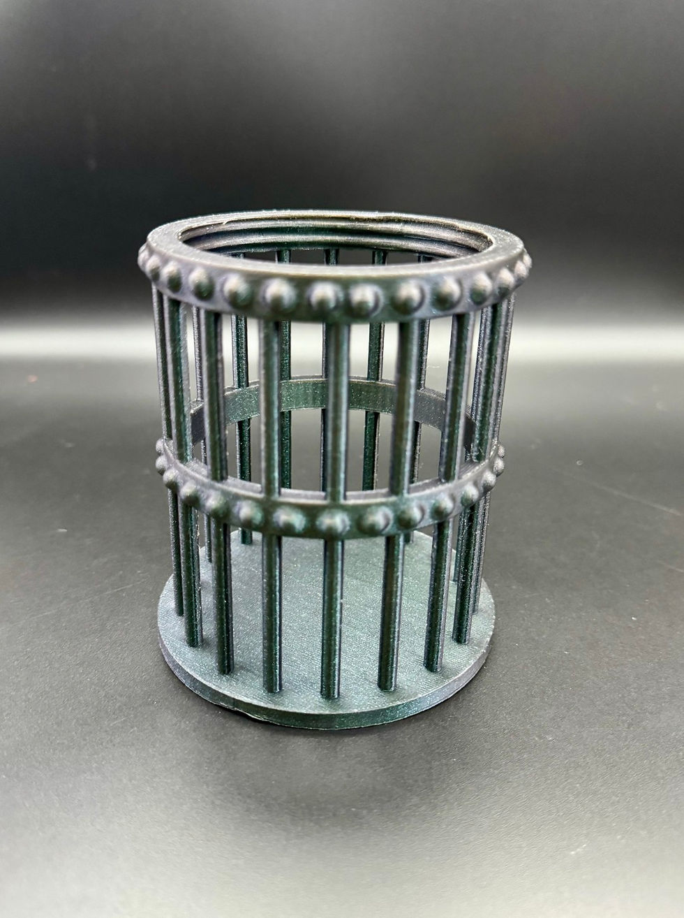 Thumbnail: Dice Cage