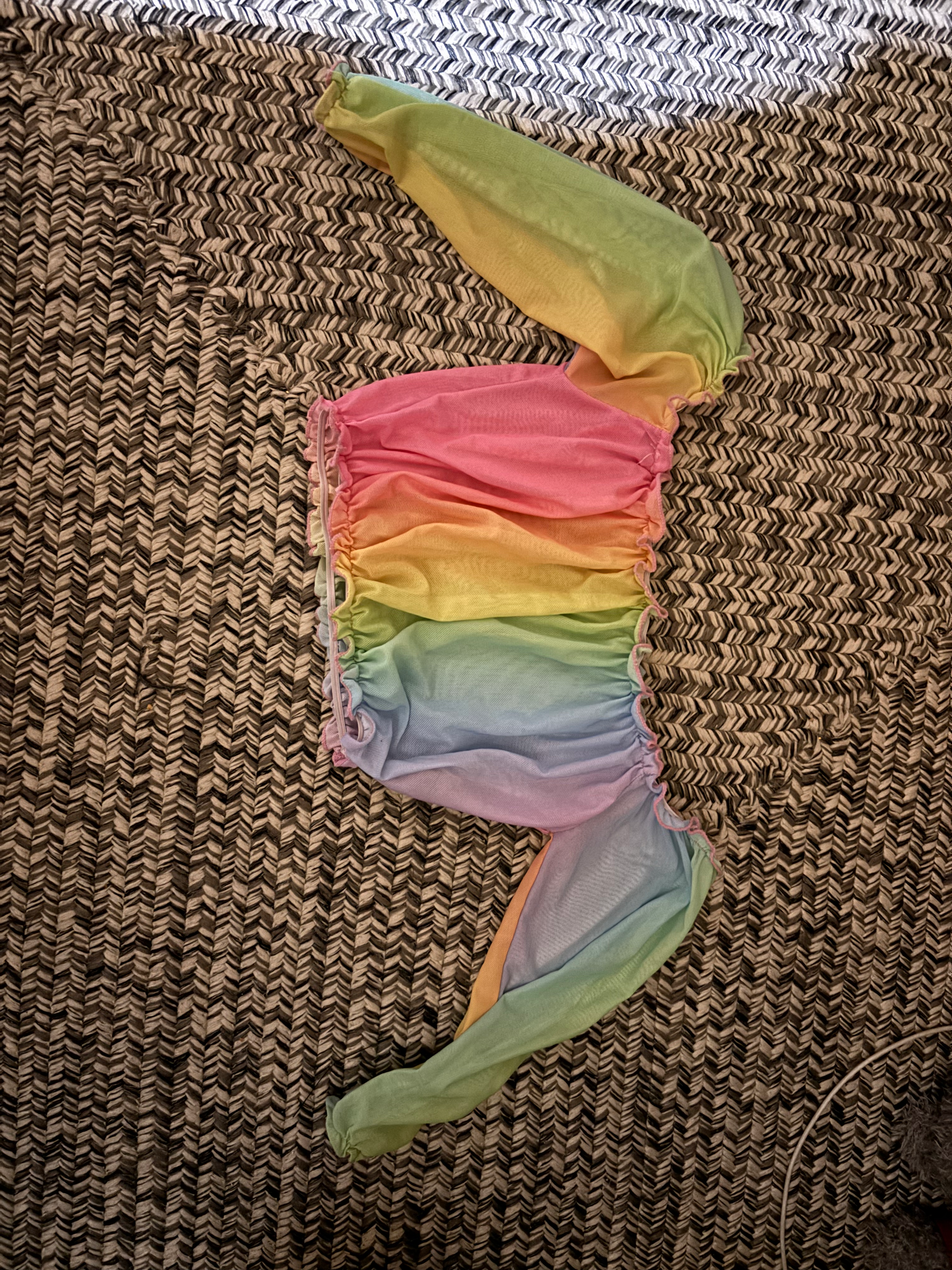 Girls crop top Size 140