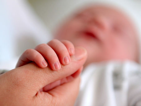 NEWBORN HUNGER CUES - WHAT YOU NEED TO KNOW