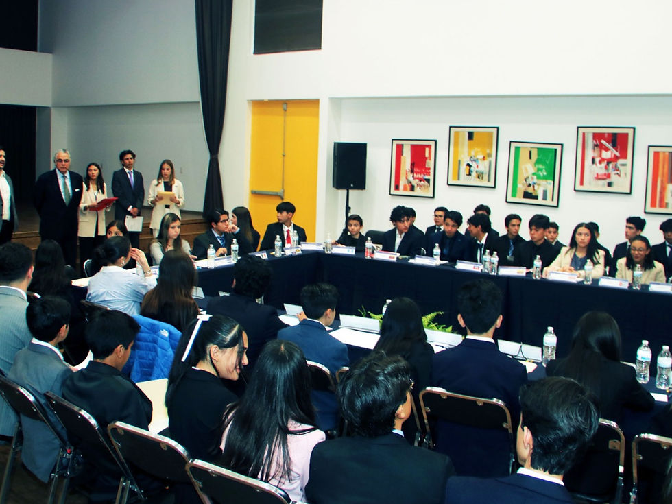 Foto: participantes al foro