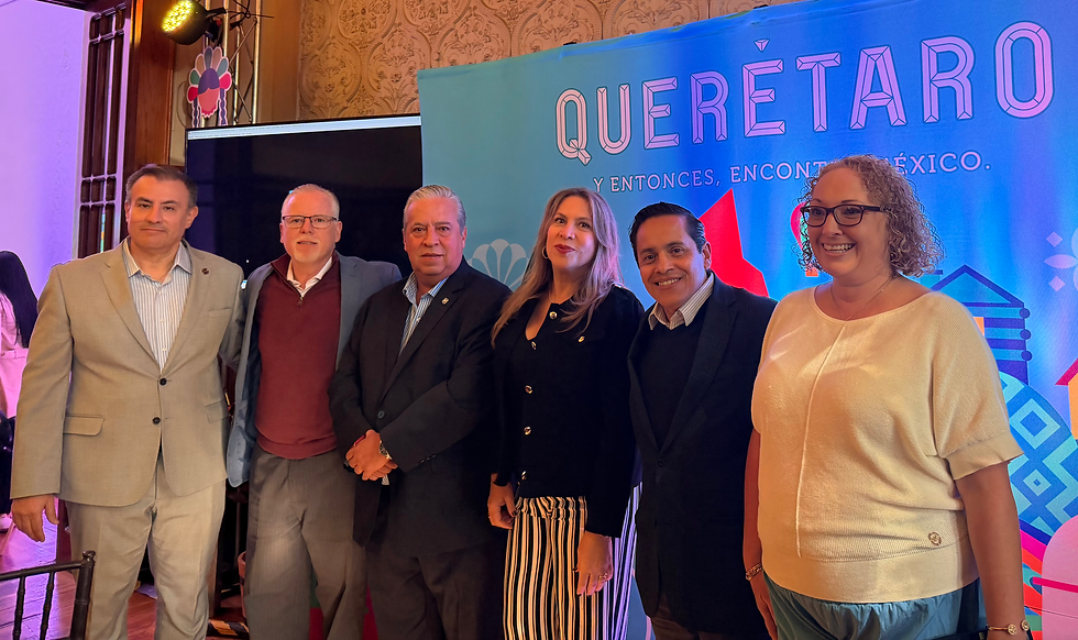 Foto: Sergio Galván, Presidente Asociación de Hoteles de Querétaro, Rodrigo Ibarra, Director Promoción de Querétaro, Luis Signoret, Presidente de Skål Qto , Sandra Corso, Grand Fiesta Americana Qto. Raymundo Flores, Presidente AMAV CDMX, Aurora Aguilar, jefa oficina de atención al Turista en Qto.