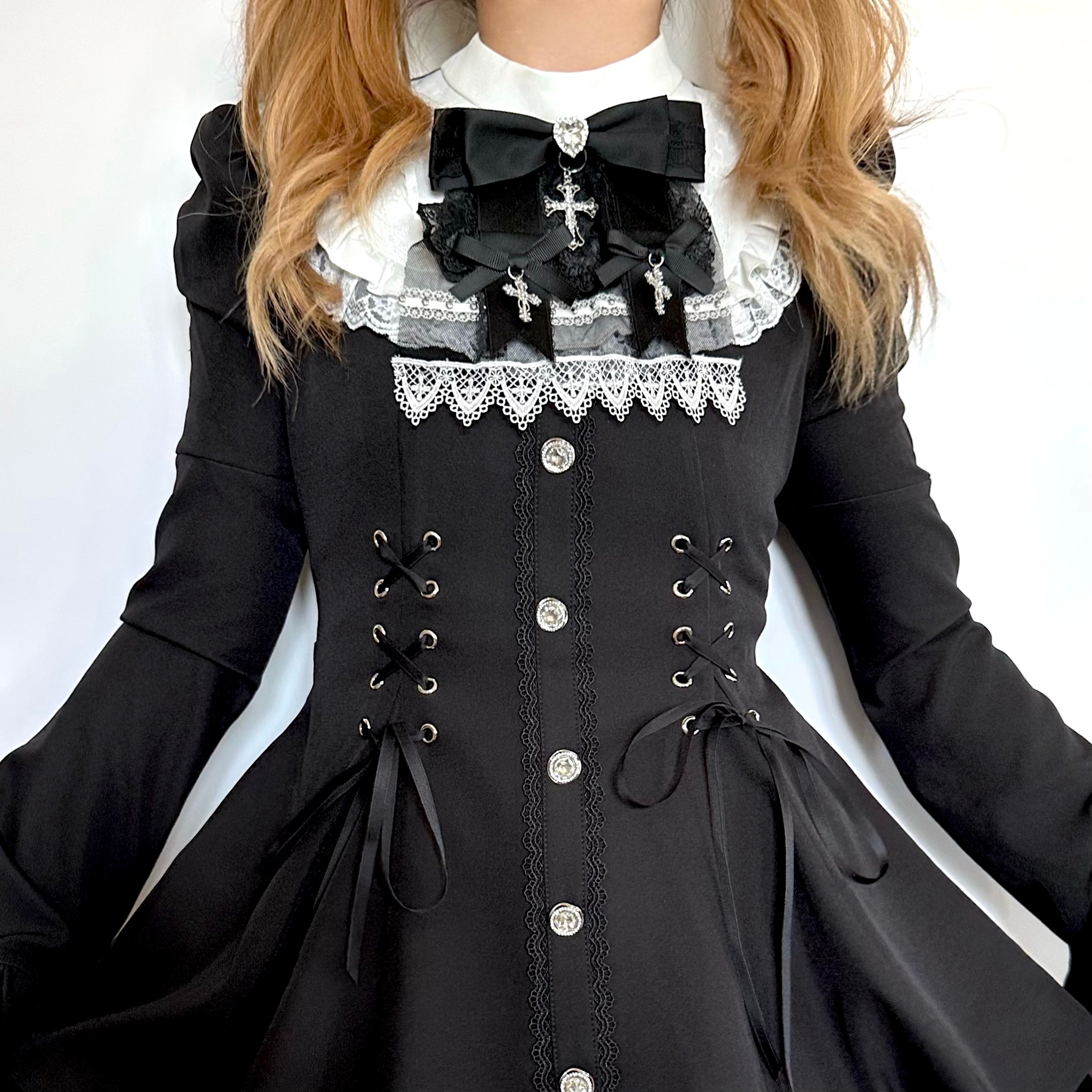 Lila Embroidered Dress Set in Black and White