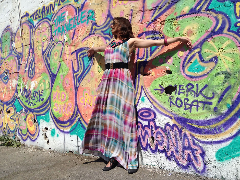 תמונה ממוזערת: שמלת עלמה צבעונית משבצות