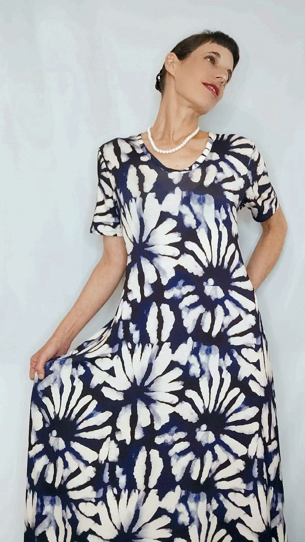 תמונה ממוזערת: שמלת מקסי מתרחבת פרחונית כחולה