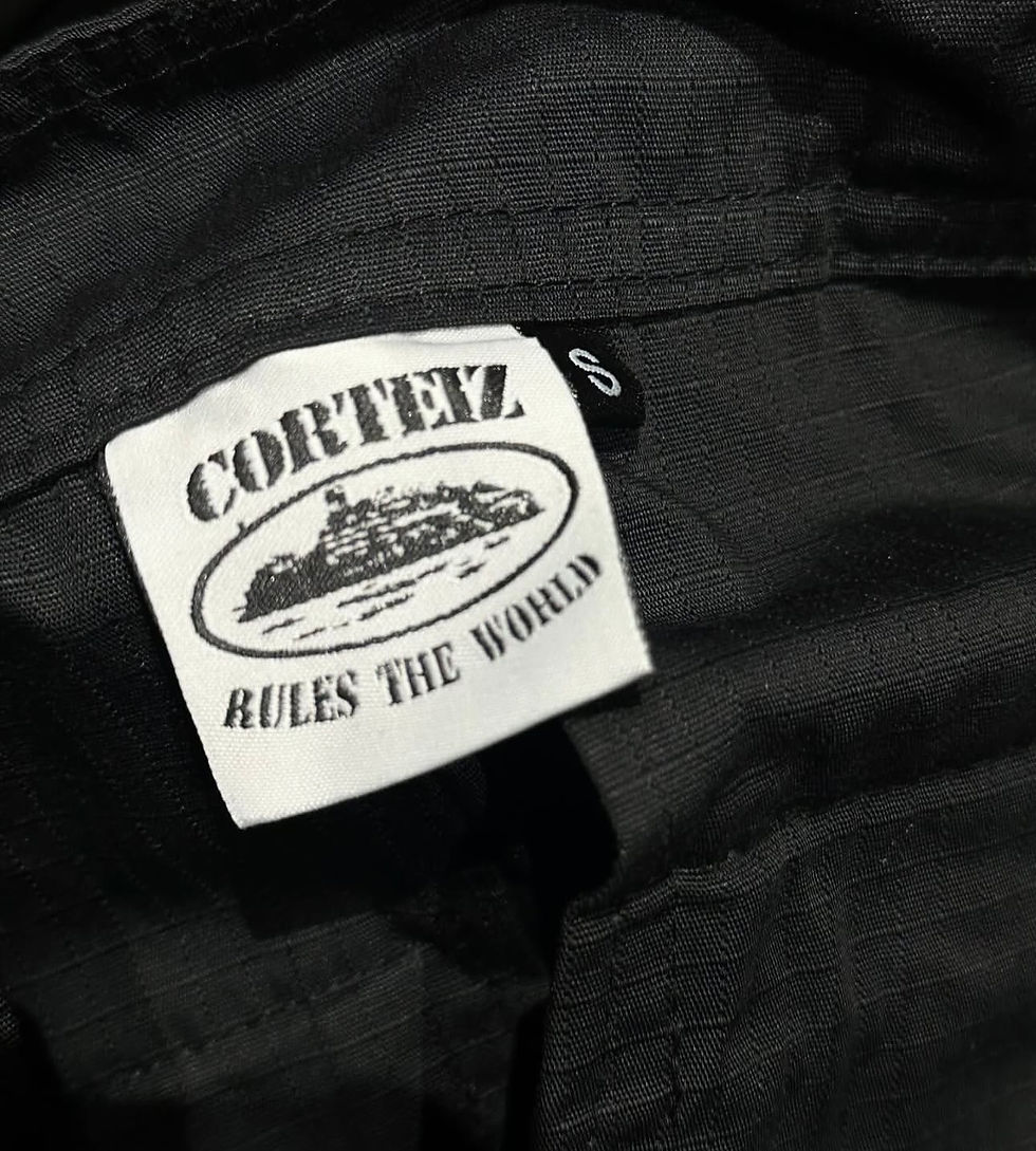 Thumbnail: Corteiz Black Cargos