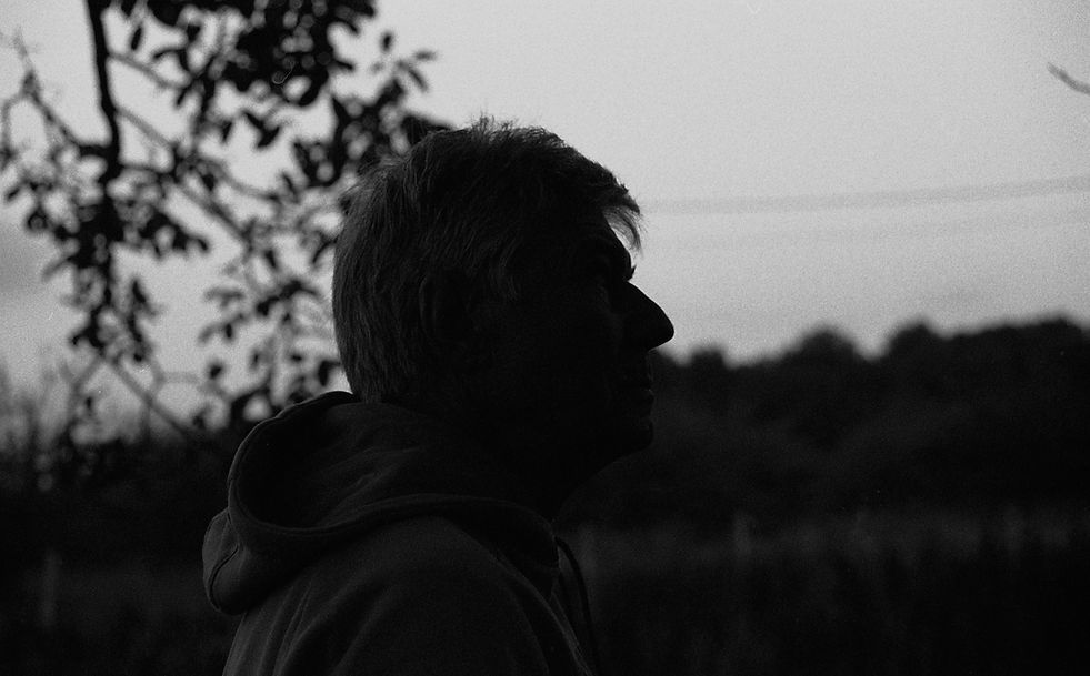 Le Matin au Verger, éditions de photographies argentiques, Camille Dombrecht. 