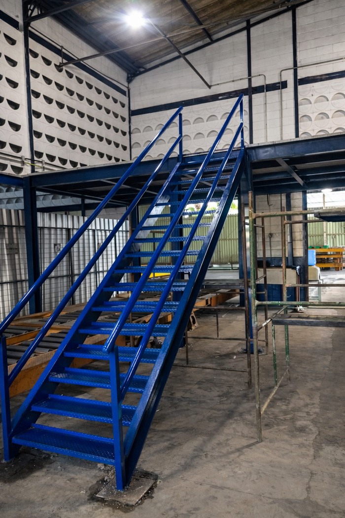 Mezanino metálico STM