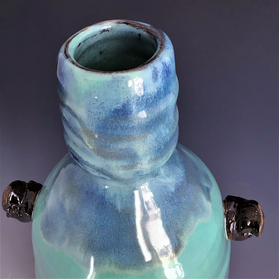 Thumbnail: Stoneware vessel