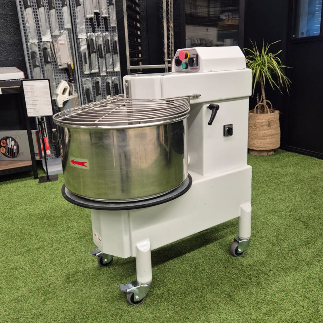 Pétrin tête relevable et cuve amovible 44 kG -PE44MC-TR