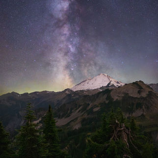 Pacific northwest landscape
The Aurora Borealis raining down over Washingtons Mount Shuksan

Aurora Borealis Washingtons Mount Shuksan artist point mount baker northern lights j johnson photography jeremy johnson fine art photography prints mount baker milky way fall color