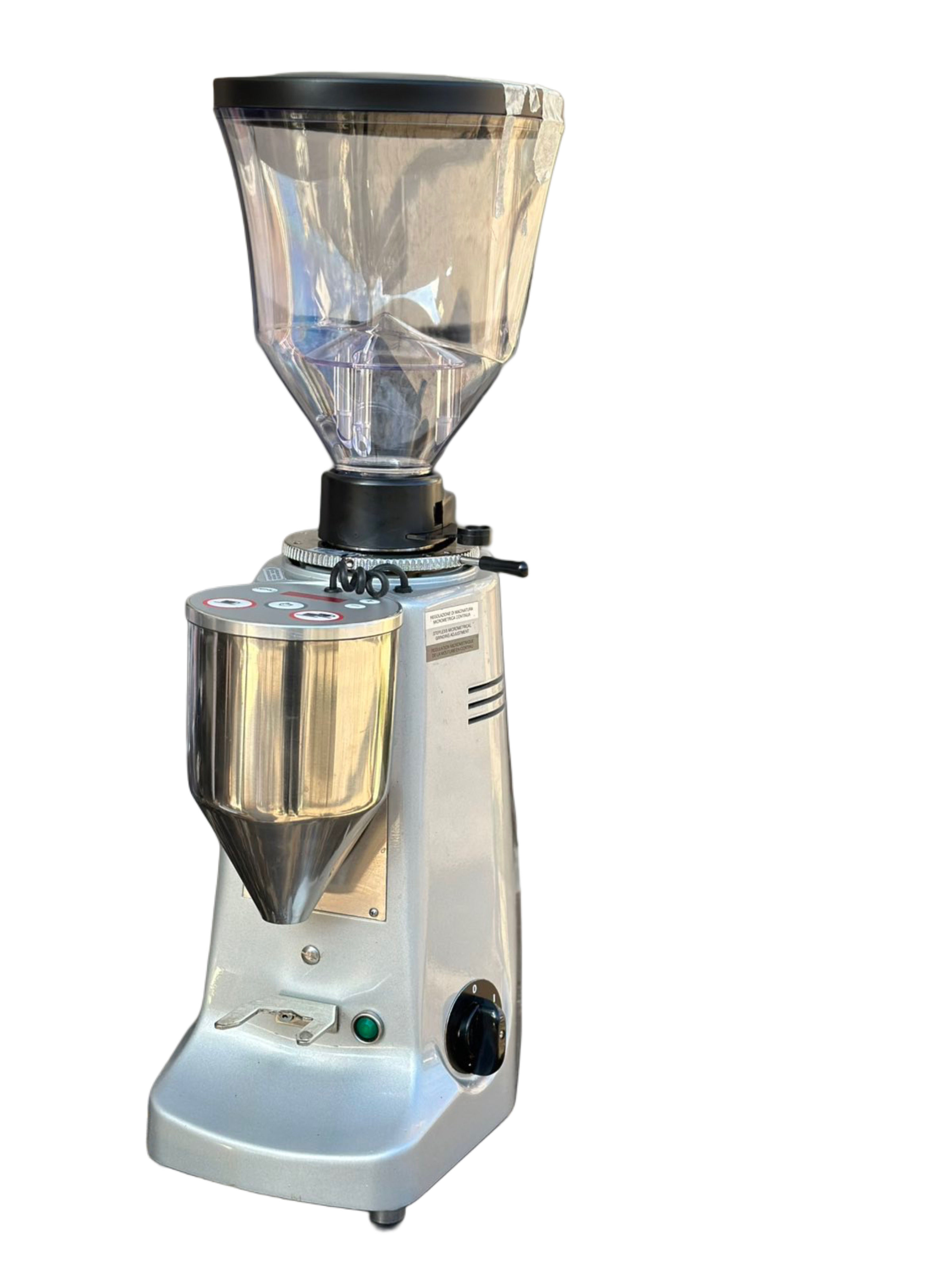 Кафемелачка Mazzer Ondemand 83