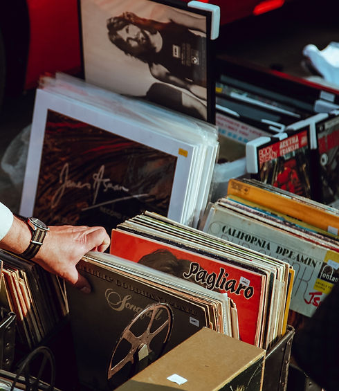 Vintage Vinyl Records_edited.jpg