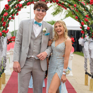 spotts_prom_2022_0607.jpeg