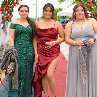 spotts_prom_2022_0735.jpeg