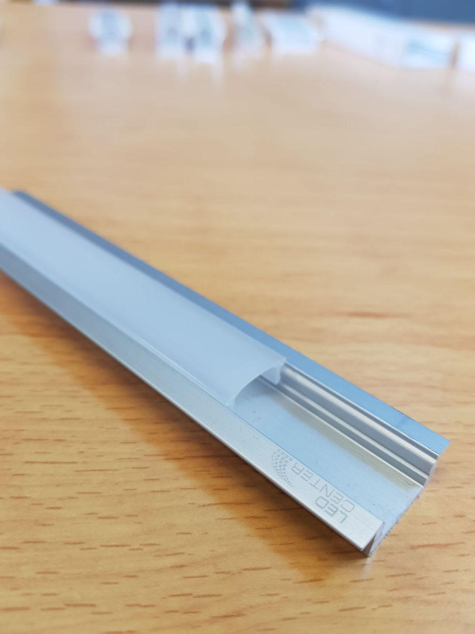 פרופיל אלומניום