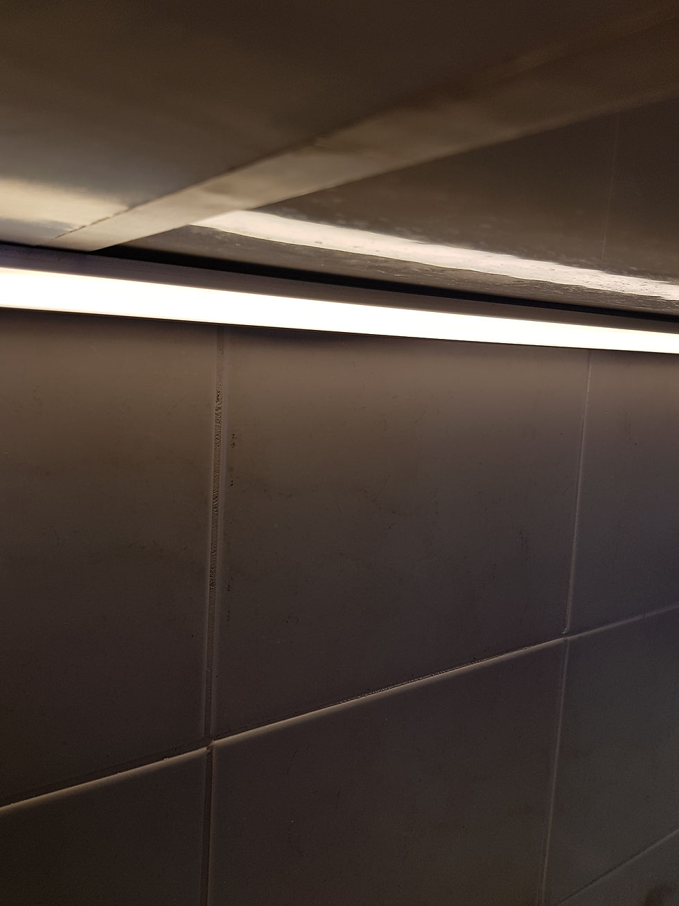 פרופיל אלומניום