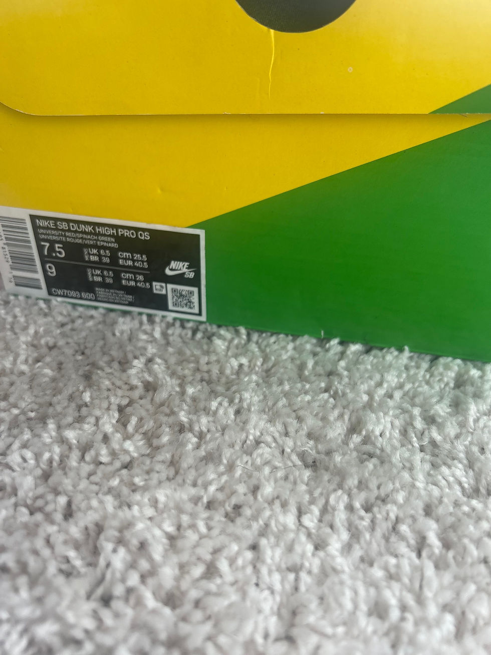 Thumbnail: USED MEN Nike Dunk High SD  "Strawberry Cough"   7.5