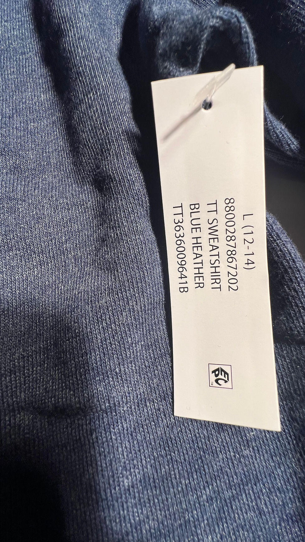 Thumbnail: NEW WOMEN TIME AND TRU RELAXED FIT SWEATSHIRT