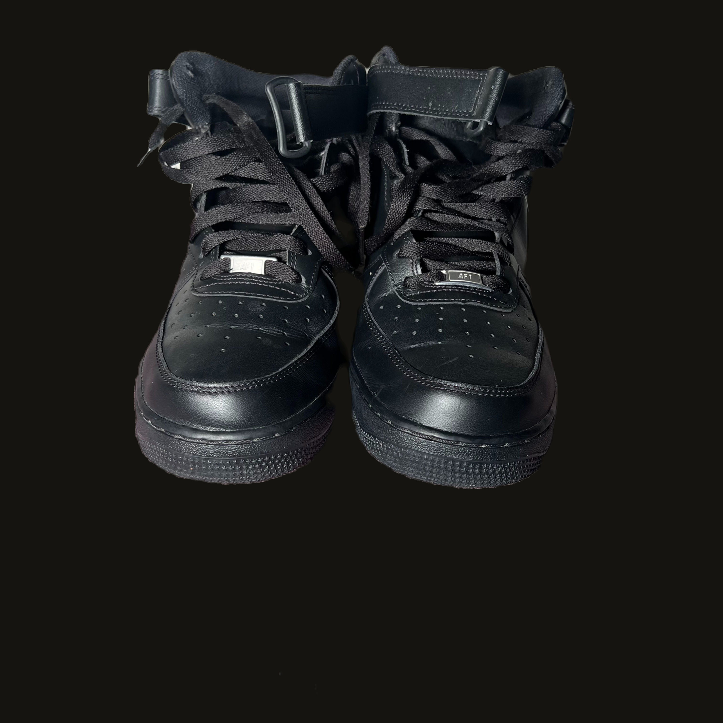 USED MEN NIKE AIR FORCE 1 SIZE 11.5 MEN