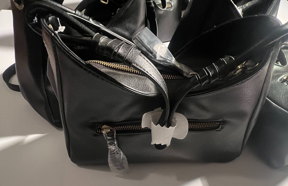 Thumbnail: NEW RIVER SHOULDER BLACK BAG FOR WOMAN