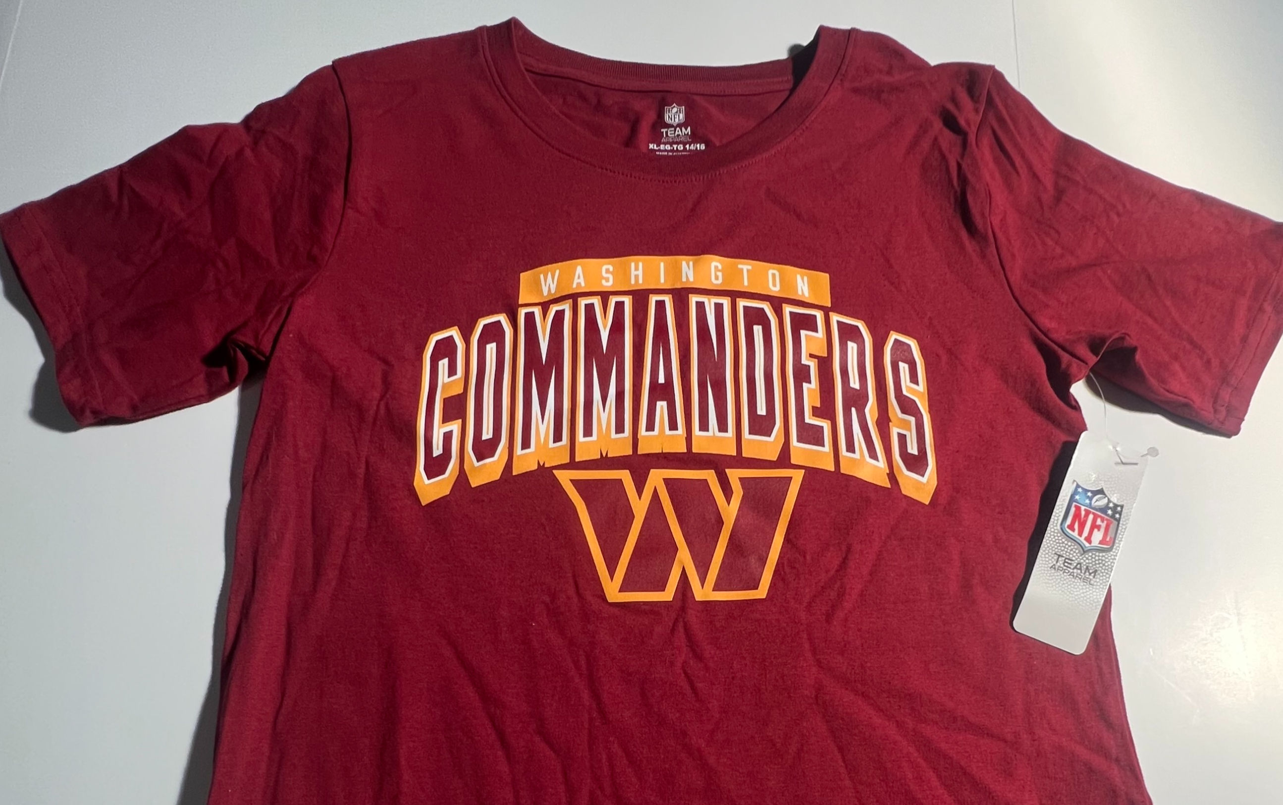 NEW KIDS OFFICIAL COMMANDERS NFL T-SHIRT