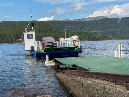 Fjoneferja in Nissedal, and Paradisbukta - Norway's smallest cable ferry