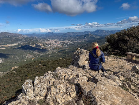 Cima del Menajador - Parque Natural del Carrascal de la Fuente Roja i Alcoy - fottur i fjell