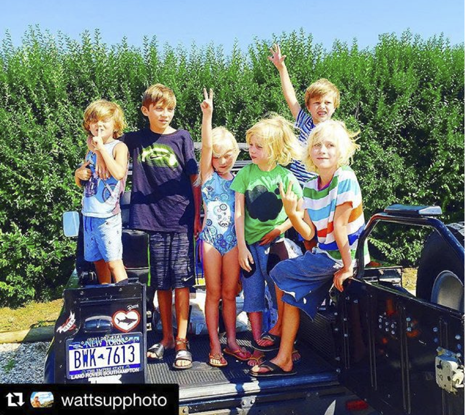 Naomi Watts sons Alexander & Samuel