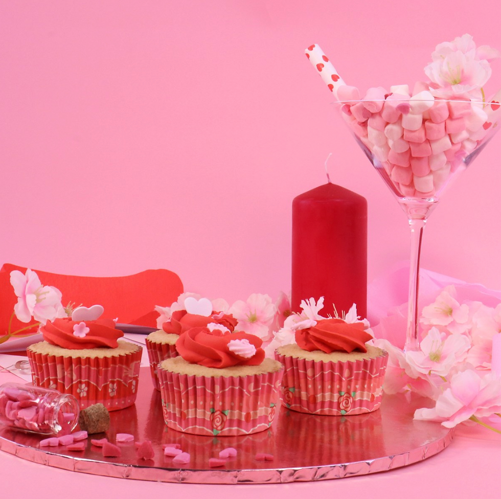 Thumbnail: PME FOIL-LINED CUPCAKE CASES-VINTAGE VALENTINE(PACK OF 60)