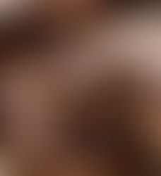 chocolates empilhados e recheados com doce de leite