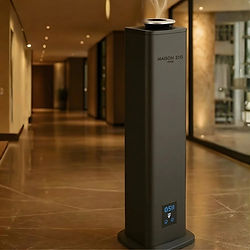 imgi_22_Lobby_3_desk_042026.jpg
