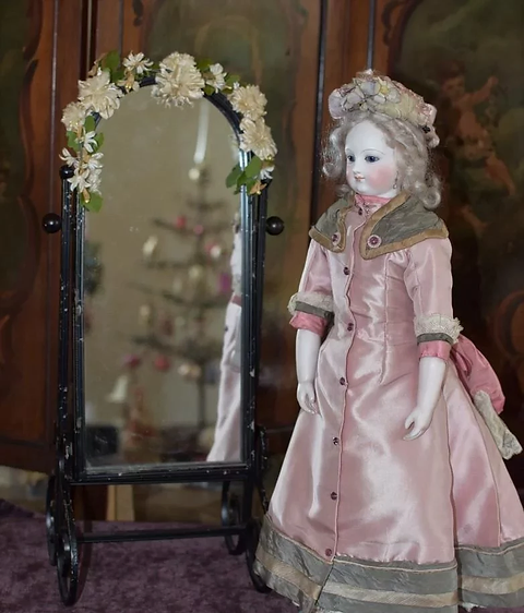 antique doll shop
