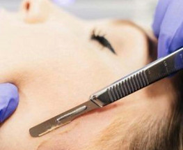 Dermaplaning_edited.jpg
