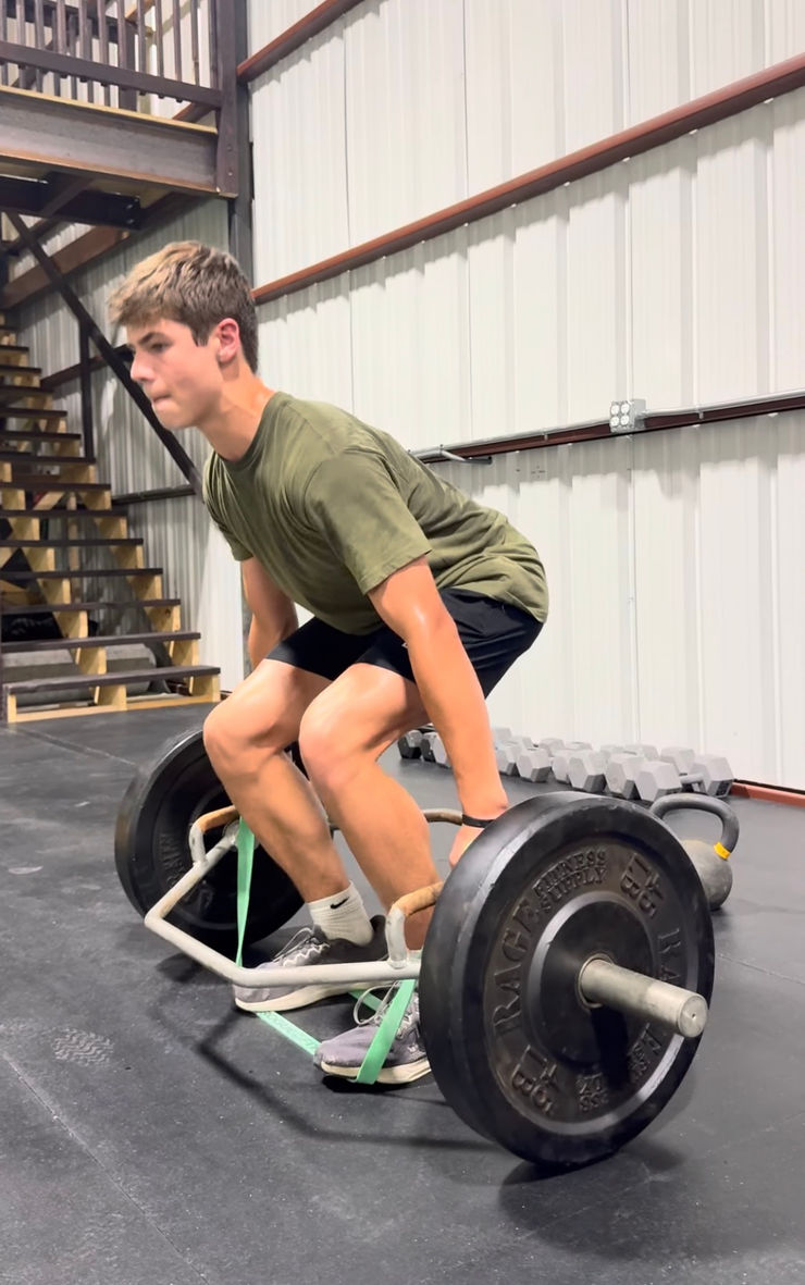 Strength 101 introductory lifting class for student athletes