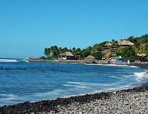 Microplásticos invaden playas salvadoreñas: estudio alerta sobre contaminación persistente