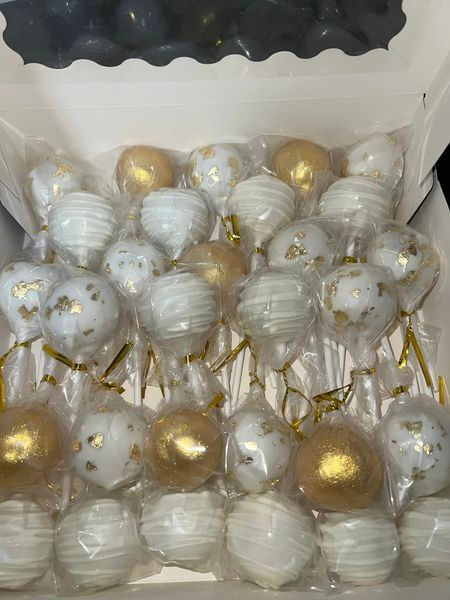 Cake Pops $2.50