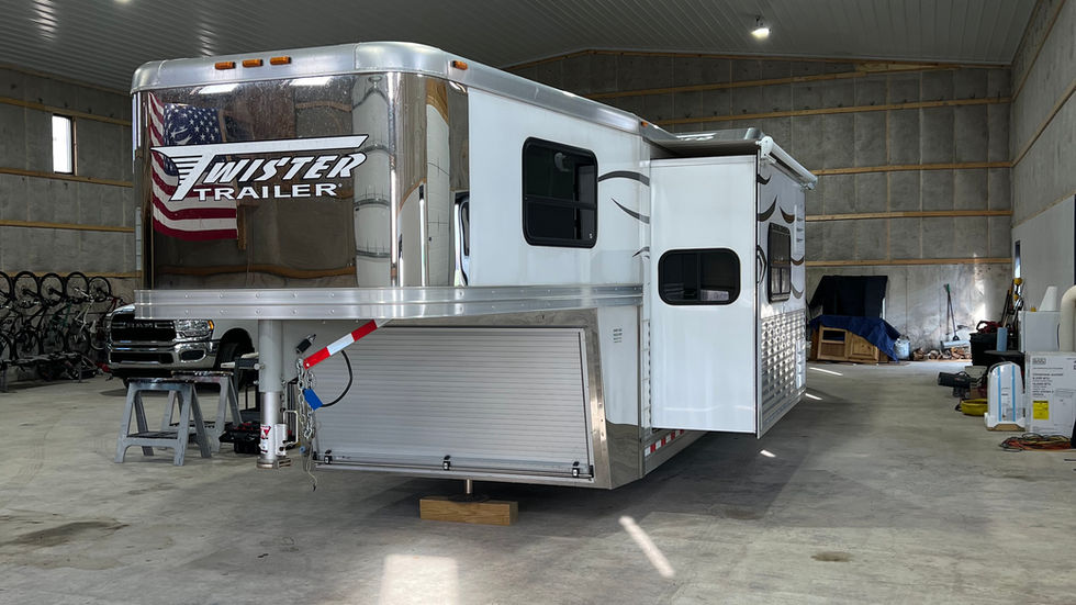 New Living Quarters Flooring in Twister Horse Trailer