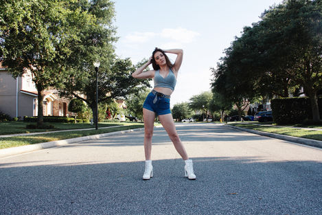 Influencer, Madison Masterson, in Influencer marketing campaign with shoedazzle. Campaign managed by Mad Marketing, the top social media agency in Tampa Florida