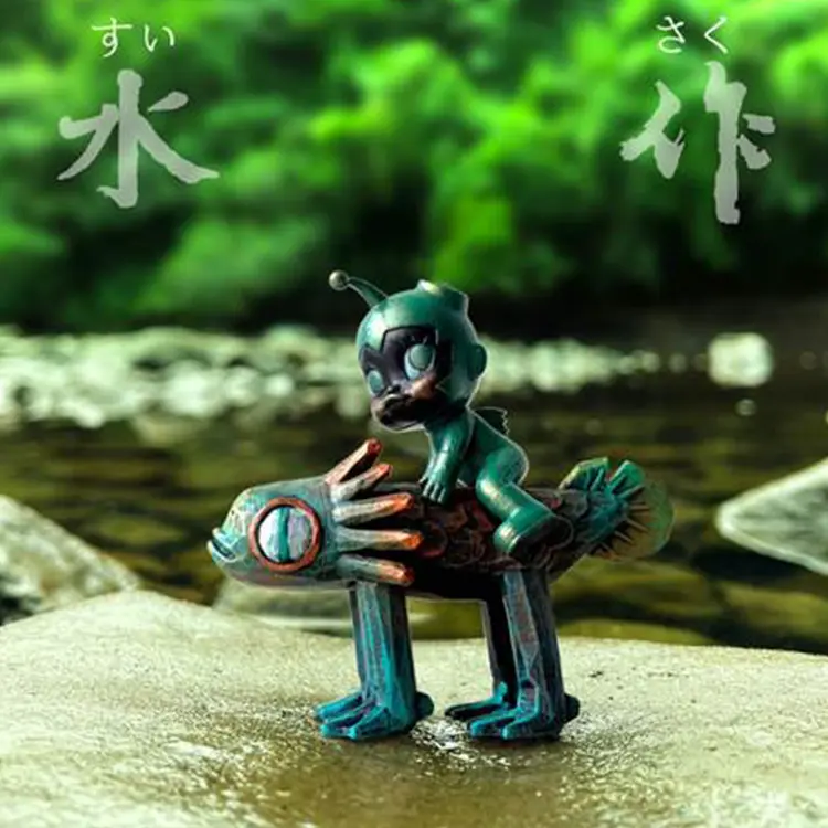 2022_Molly_水作.魚童_2_figurine_Kenny_Wong__bigclawx.webp