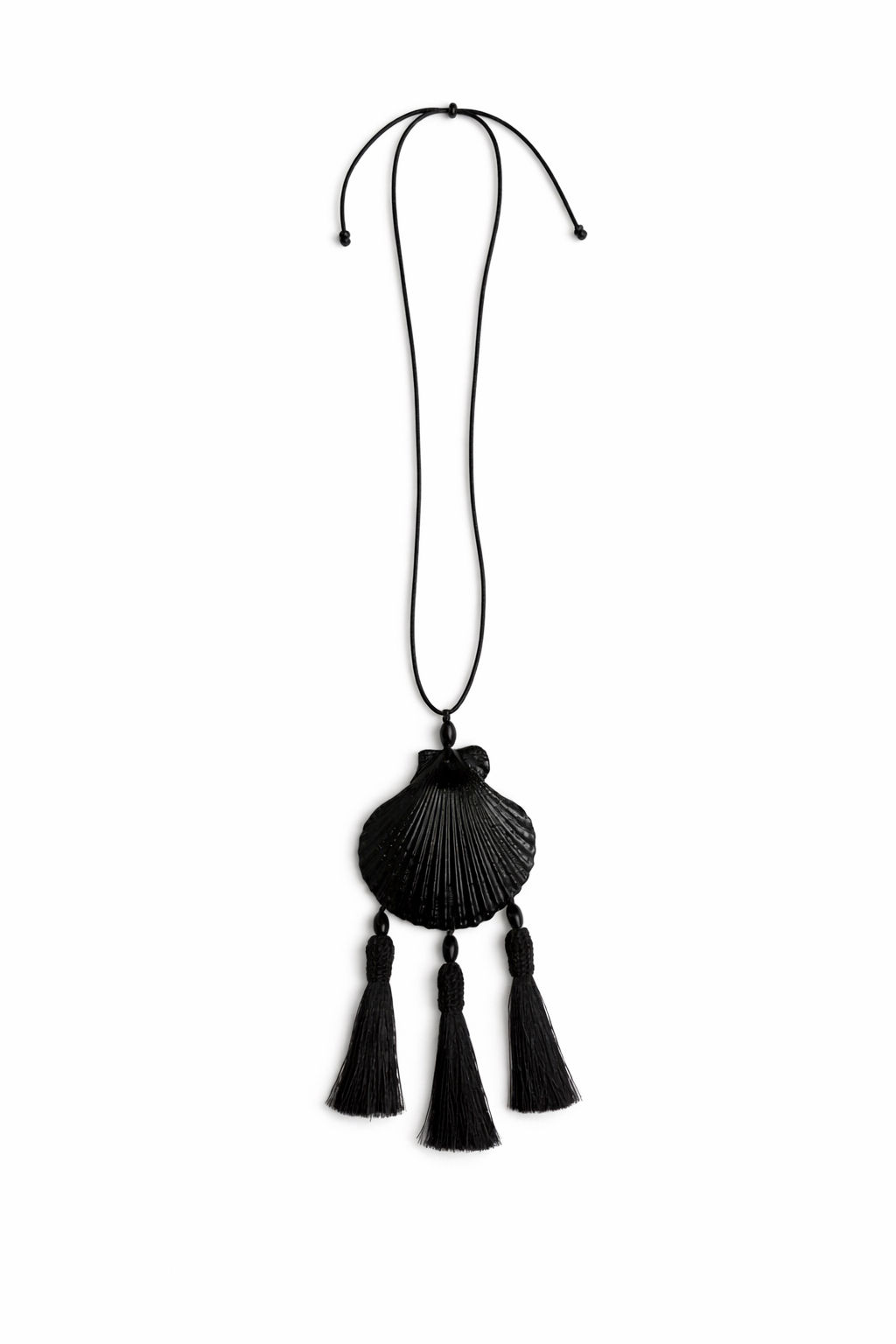 Black Shell | Tassel Trio