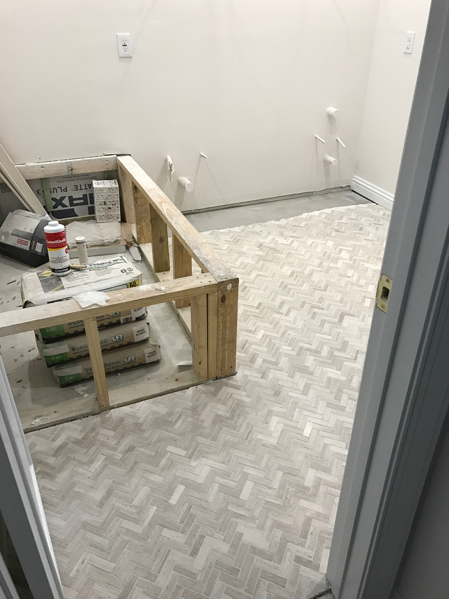 tub build out